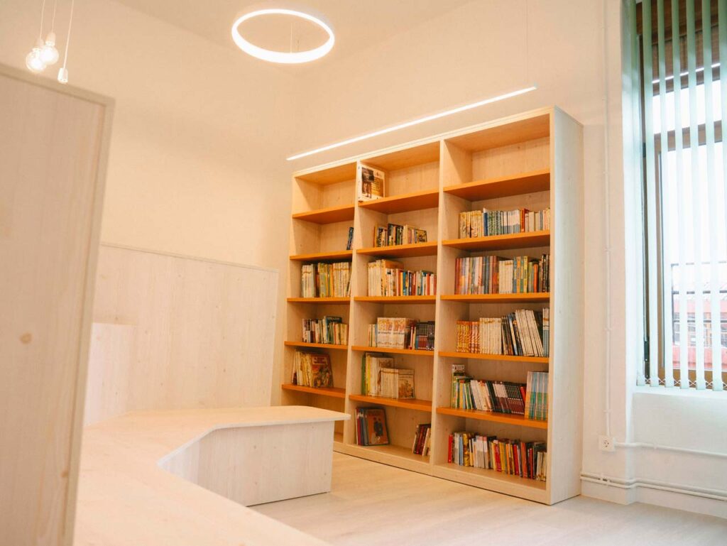 Biblioteca El Ancla - COAMI Alfaro